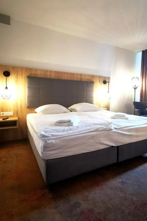 Plaza Hotel & Living Frankfurt Frankfurt am Main