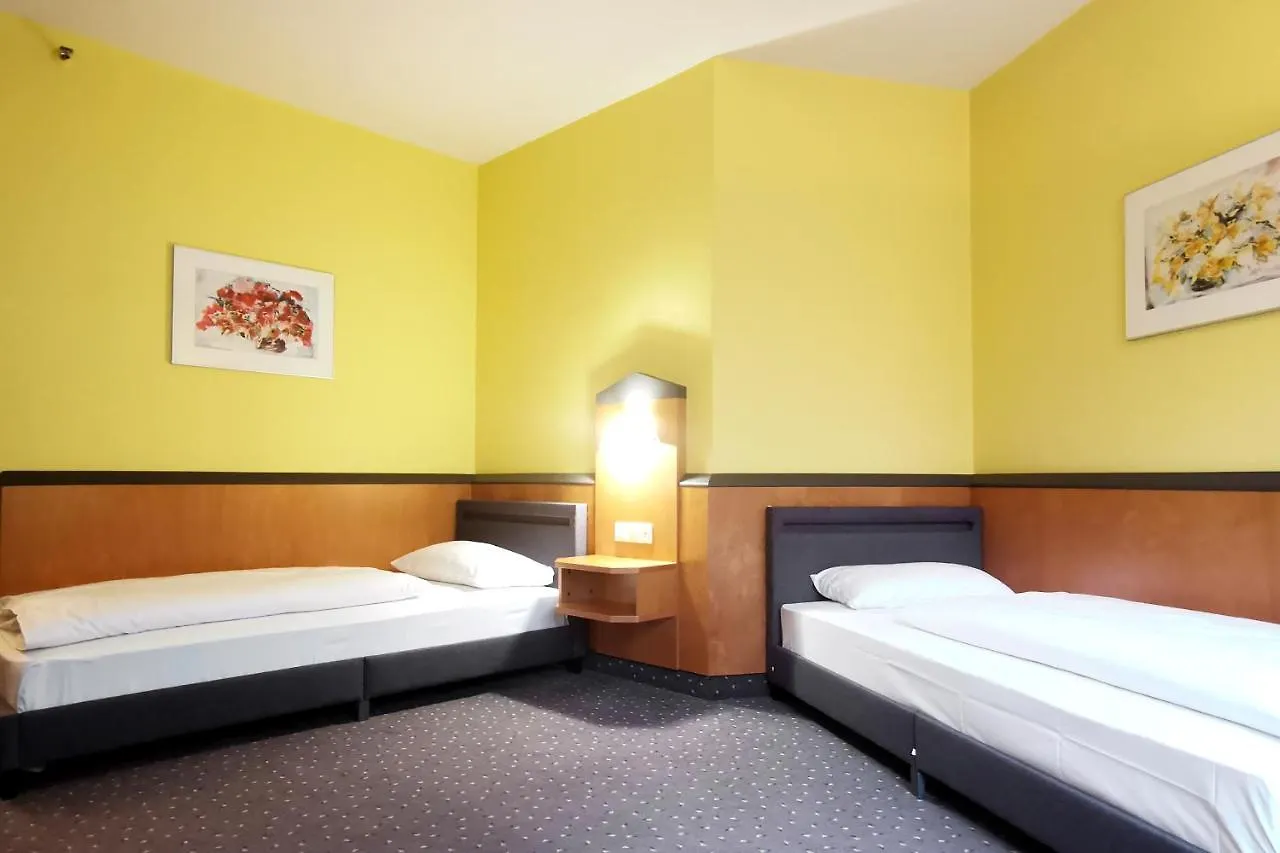 Plaza Hotel&Living Frankfurt Francoforte sul Meno 3*,