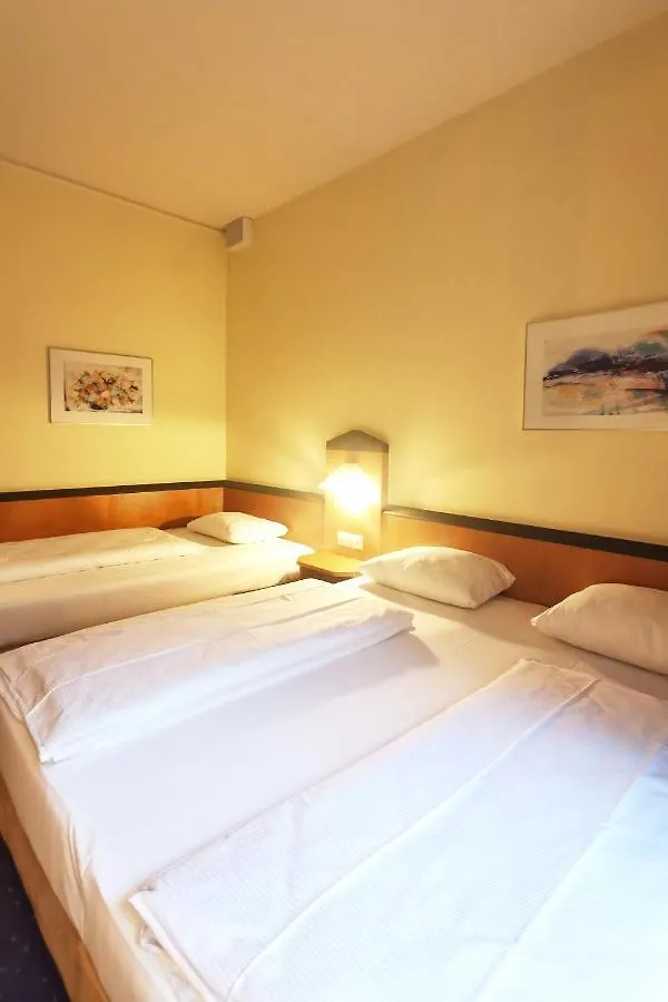 Plaza Hotel & Living Frankfurt Frankfurt am Main Tyskland