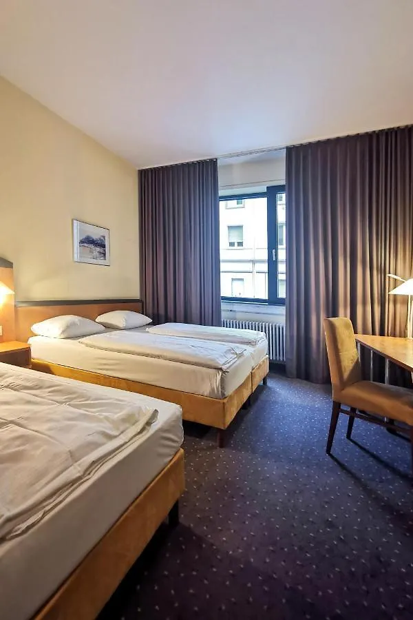 *** Hotel Plaza Hotel&Living Frankfurt Francoforte sul Meno Germania