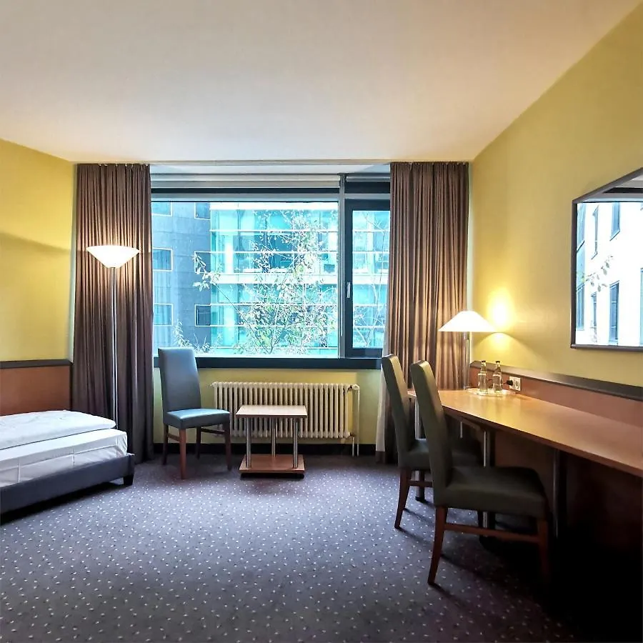 Plaza Hotel & Living Frankfurt Fráncfort del Meno